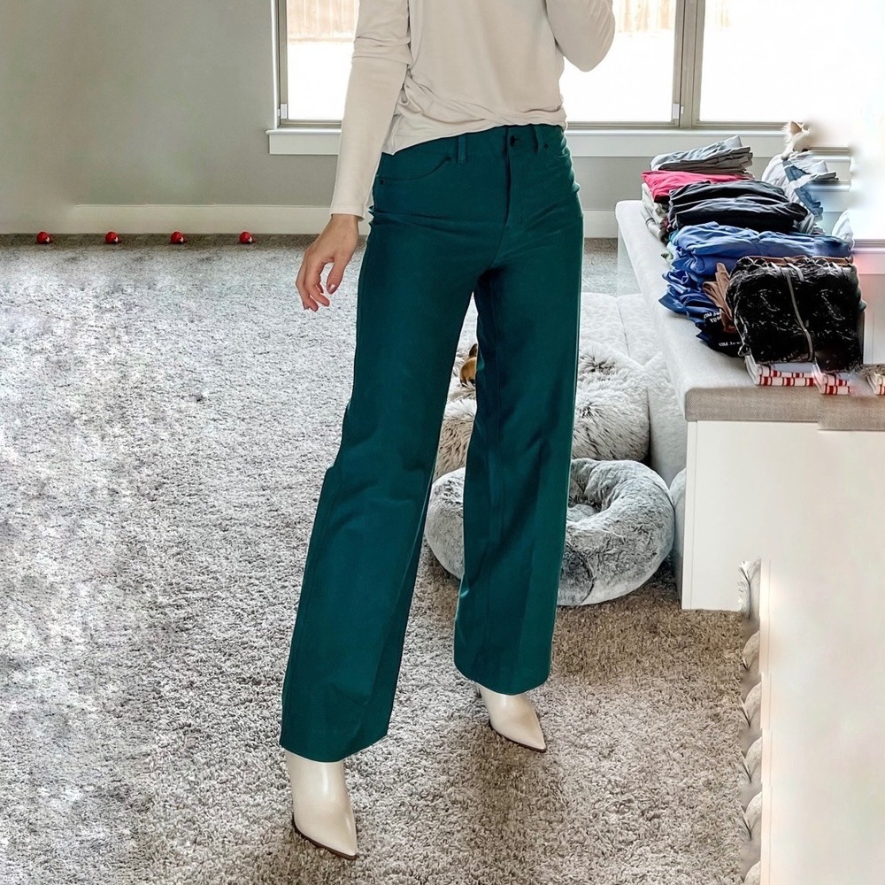 Lululemon City Sleek 5 Pocket Wide-Leg High-Rise Pant Light Utilitech Green 26